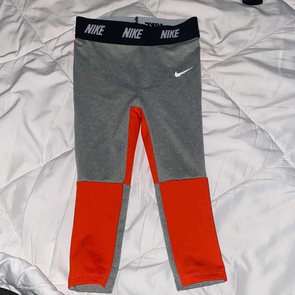 Nike 2T leggings gray/red